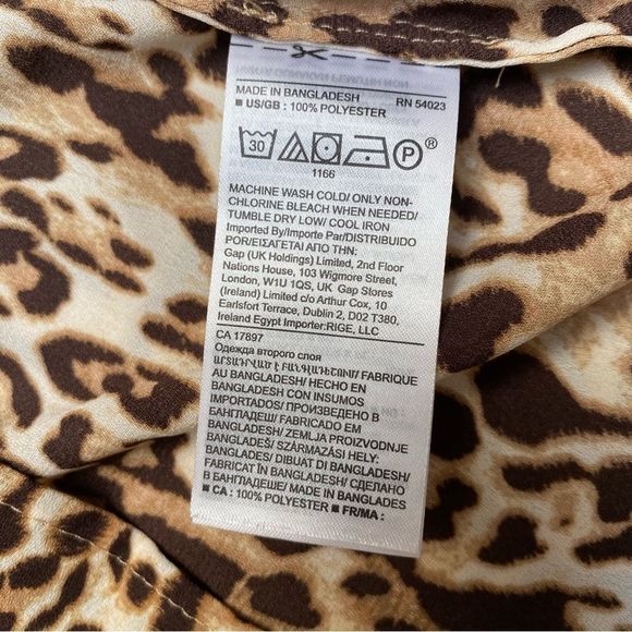 Banana Republic Dillon Classic Fit Buttondown Shirt in Animal/Leopard Print - Picture 13 of 13